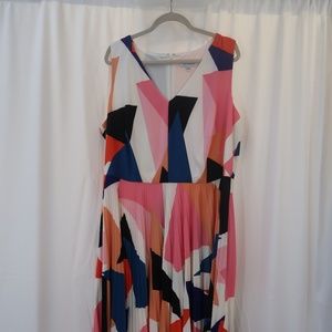 Zinnia Sharkbite Pleated Dress 20W